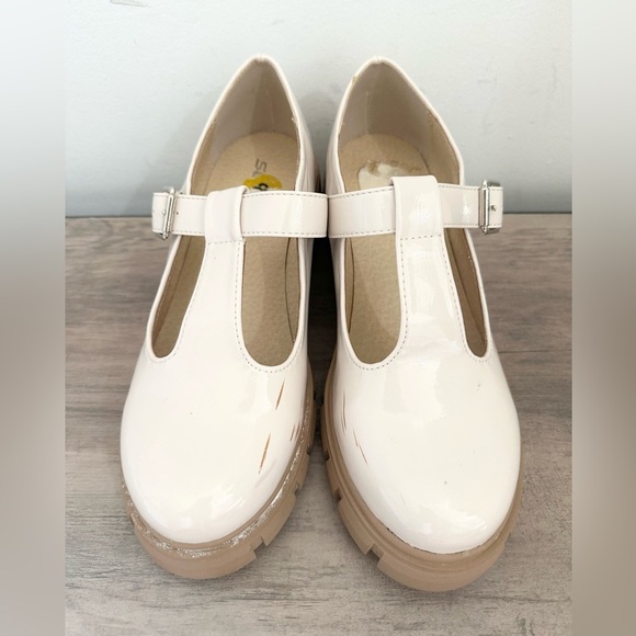 Soda Mary Jane chunky platform heel size 8-8.5 preppy academia schoolgirl - Picture 2 of 7